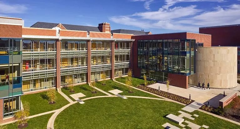 Frostburg State University Multimedia Learning Center