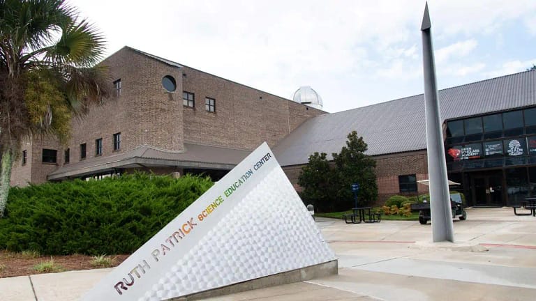 DuPont Planetarium
