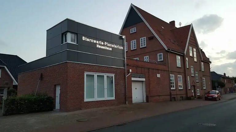 Sternwarte Planetarium Neuenhaus