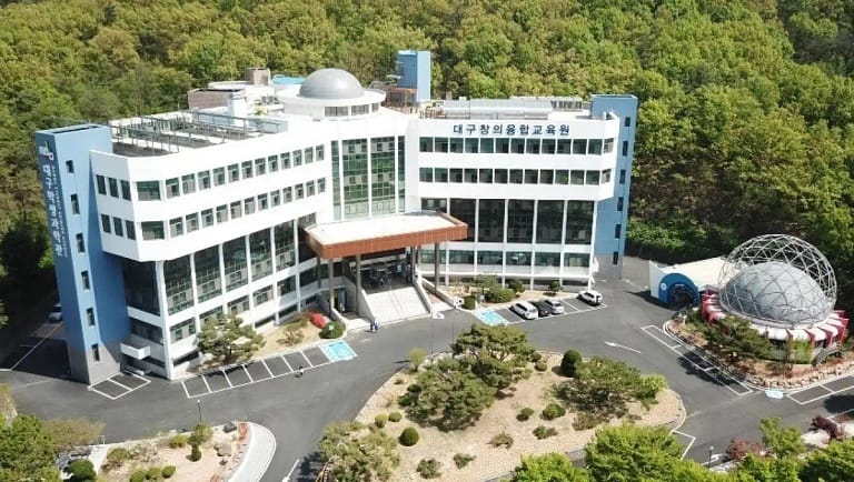 Daegu Creative Convergence Education Center (DICCE)
