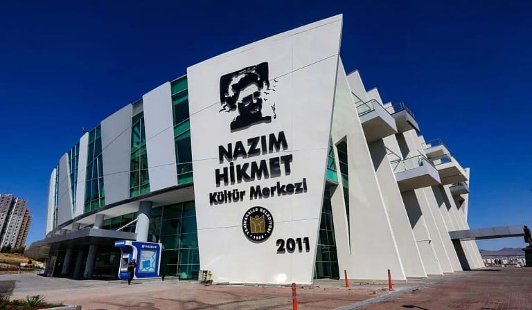 Yenimahalle Belediyesi Evrensel Değerler Çocuk Müzesi Planetaryumu