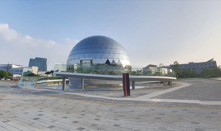 Space 360