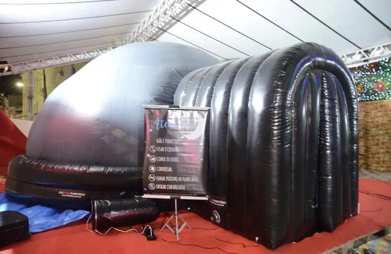 Planetário Móvel da Universidade Estadual de Santa Cruz (UESC)