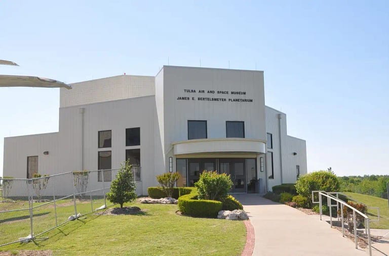 James E. Bertelsmeyer Planetarium
