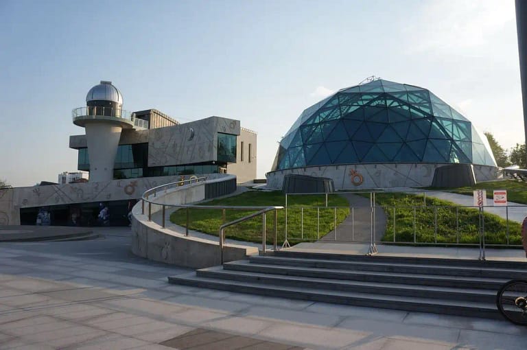 Centro Cultural y Educativo Valentina Tereshkova