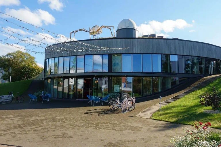 Pernova Loodusmaja