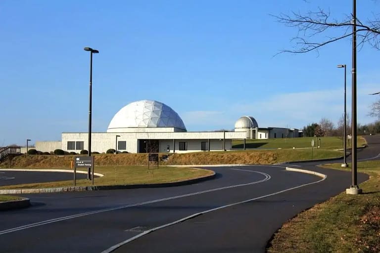 Eileen Collins Observatory - Planetarium