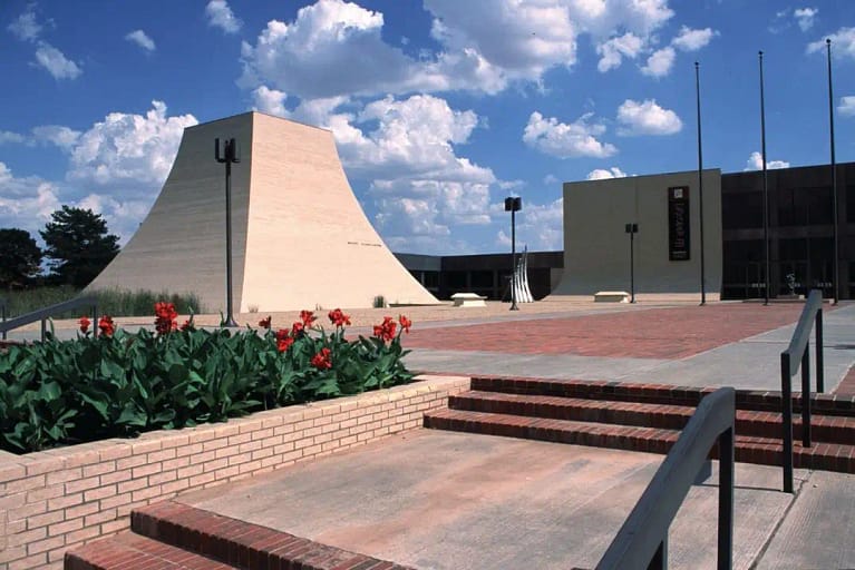 Moody Planetarium - Museum of Texas Tech University