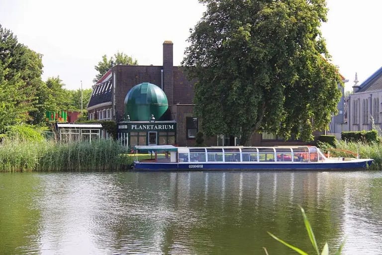 Rotterdam Planetarium - Museumschool Johannes Post