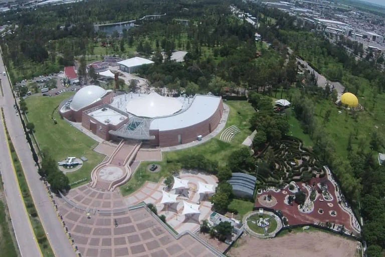 Planetario y Observatorio Silvia Torres Castilleja