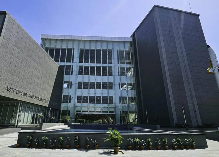 Astronomy and Space Science Gallery - Gujarat Science City