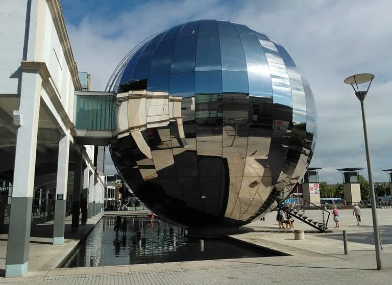 We The Curious Planetarium