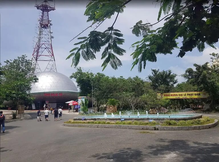 Ho May Park UFO Film 7D