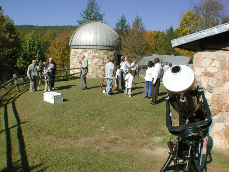 Bays Mountain Park & Planetarium