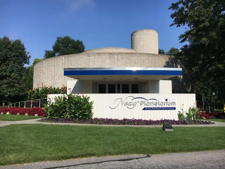 Neag Planetarium - Reading Public Museum