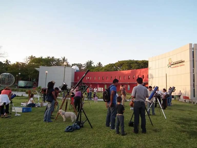 Museo de Ciencia y Tecnología Xoloitzcuintle