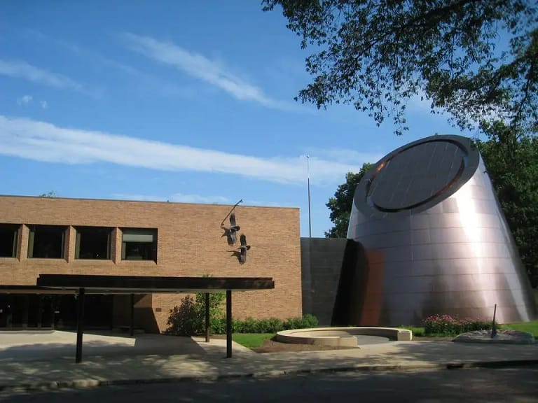 The Nathan and Fannye Shafran Planetarium