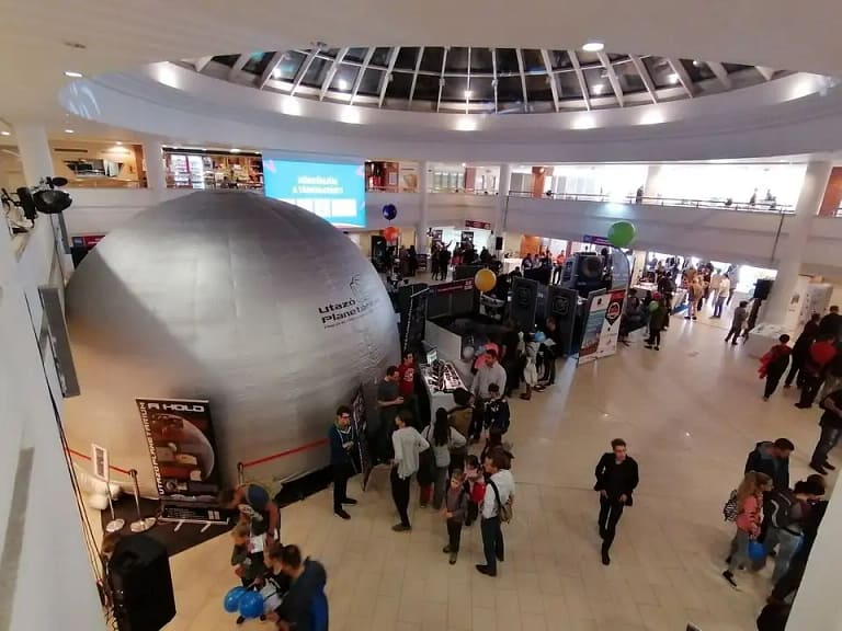 Utazo Planetarium
