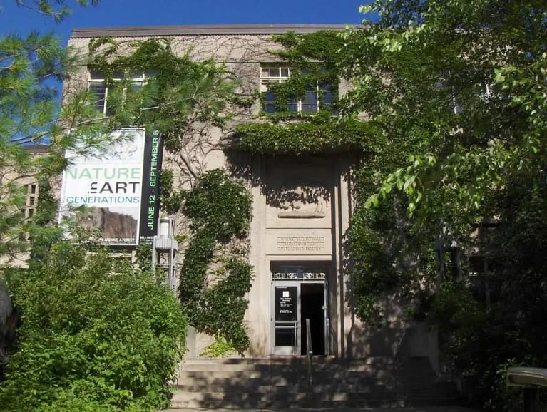 Bell Museum and MacMillan Planetarium